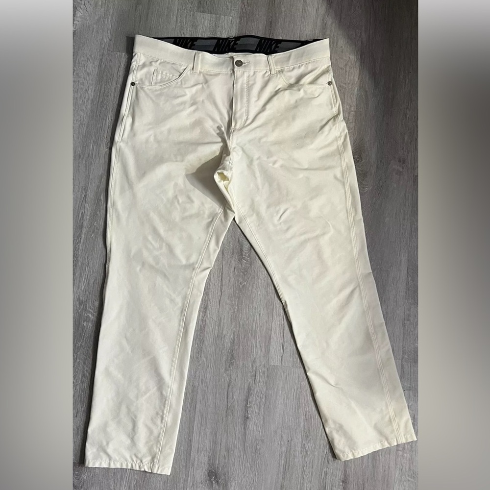 Nike Golf Dri-Fit Women’s Pants Size 34 X 32 White Flat Front D-6